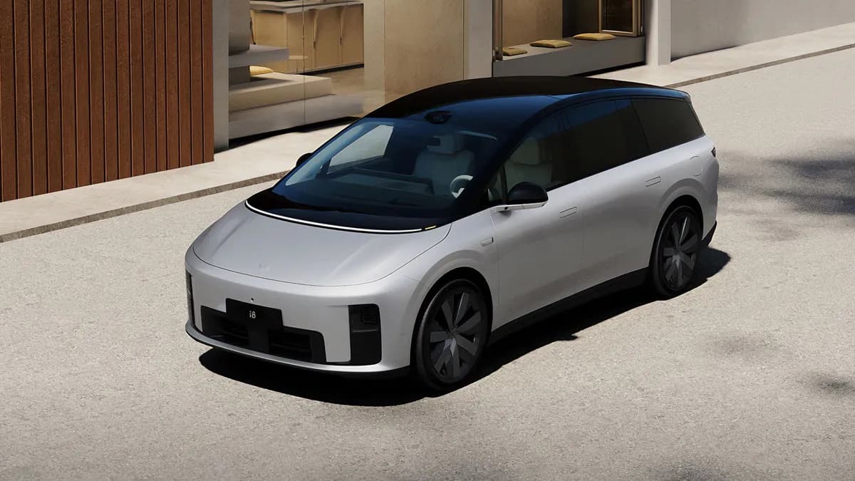 Li Auto i8