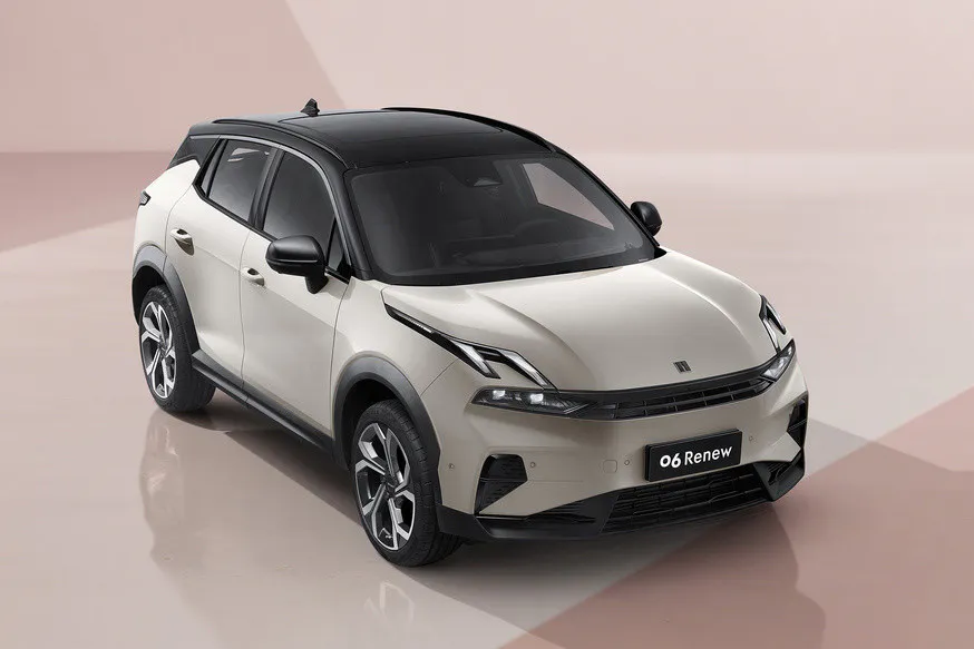 Lynk & Co 06