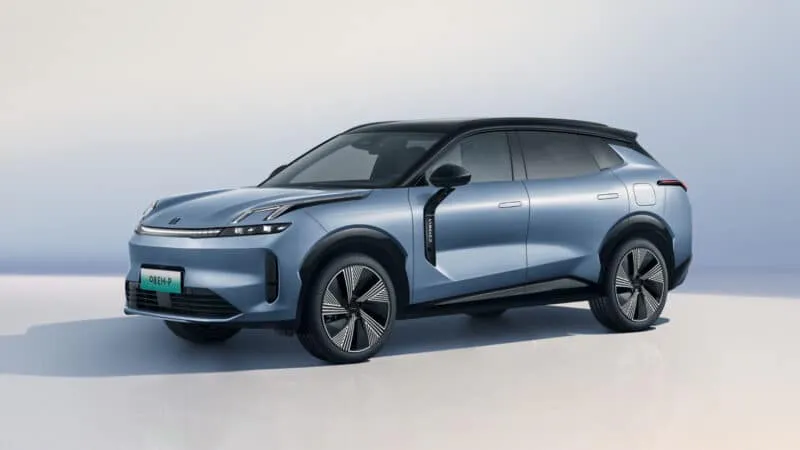 Lynk & Co 08